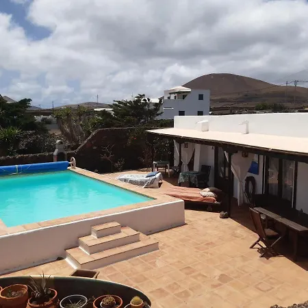 Tipica Lanzarote House Only Adults Bed & Breakfast Tias Exterior photo